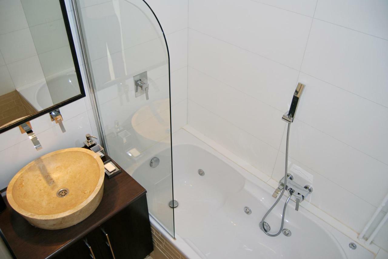 Modern Apartment In Uccle - Brussels Bruxelles Esterno foto