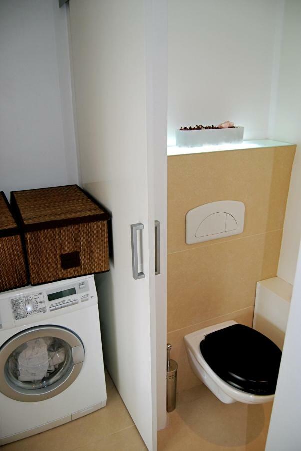 Modern Apartment In Uccle - Brussels Bruxelles Esterno foto